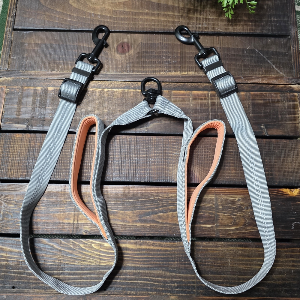 Double Dog Walker - Leash Splitter to walk Two Dogs at Once - Grey and Peach